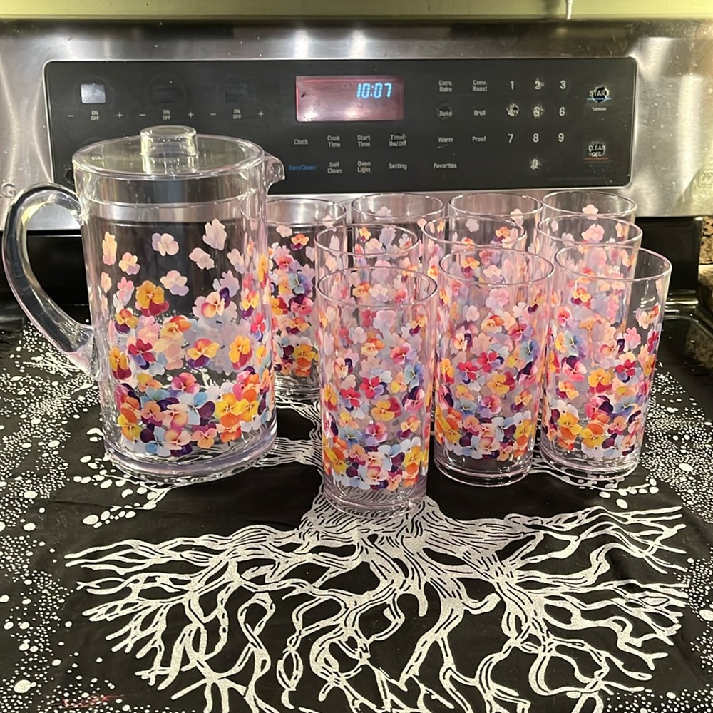 Rachel Zoe Pitcher and 10 Cup Set - Pansies